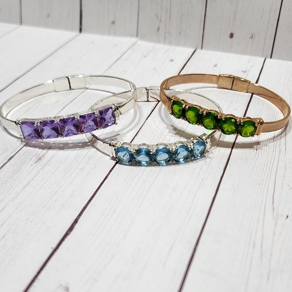 3 Fun Fashion Rhinestone Bracelets 2 Sikver Tone 1 Gold Tone Purlpe Rhinestones - Picture 5 of 5